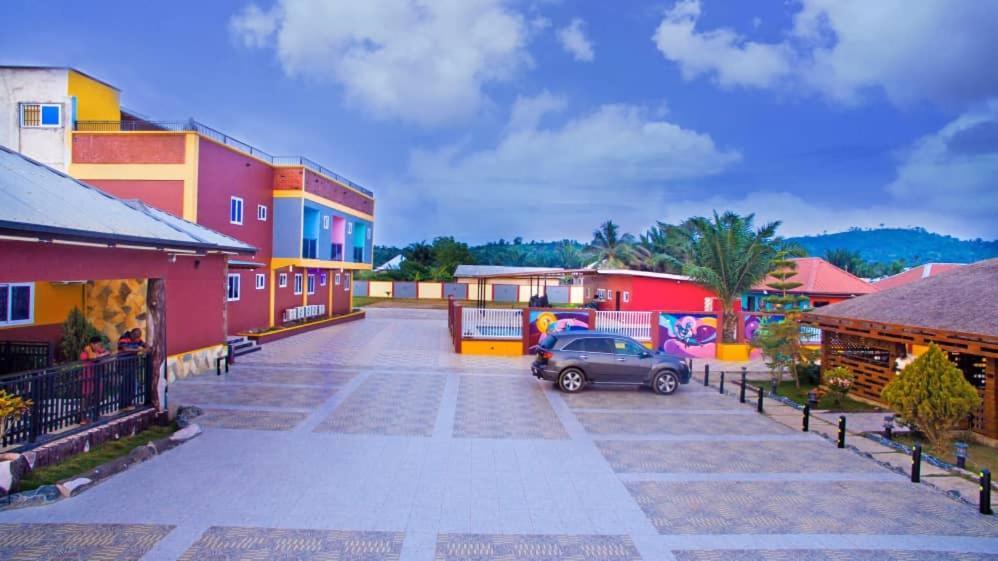 Kikis Court Resort Hohoe Extérieur photo