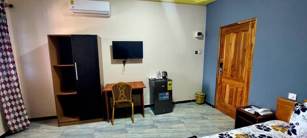Kikis Court Resort Hohoe Extérieur photo